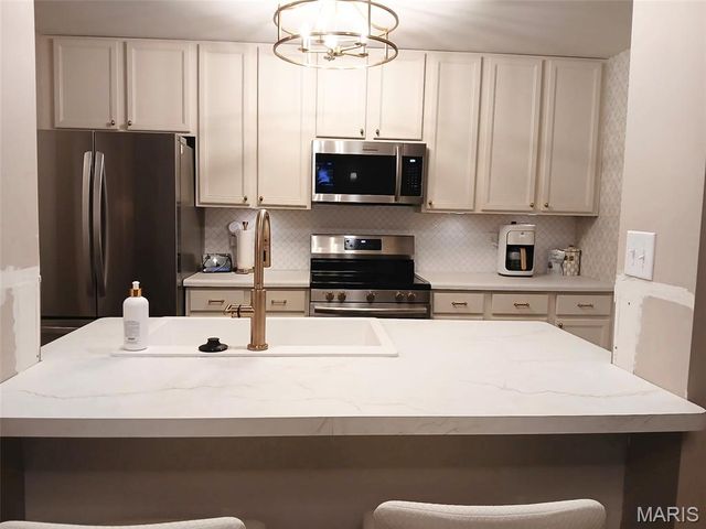 1331 Commons Circle, Cottleville, MO 63304