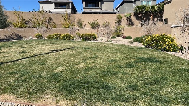 12525 Skylight View Street, Las Vegas, NV 89138