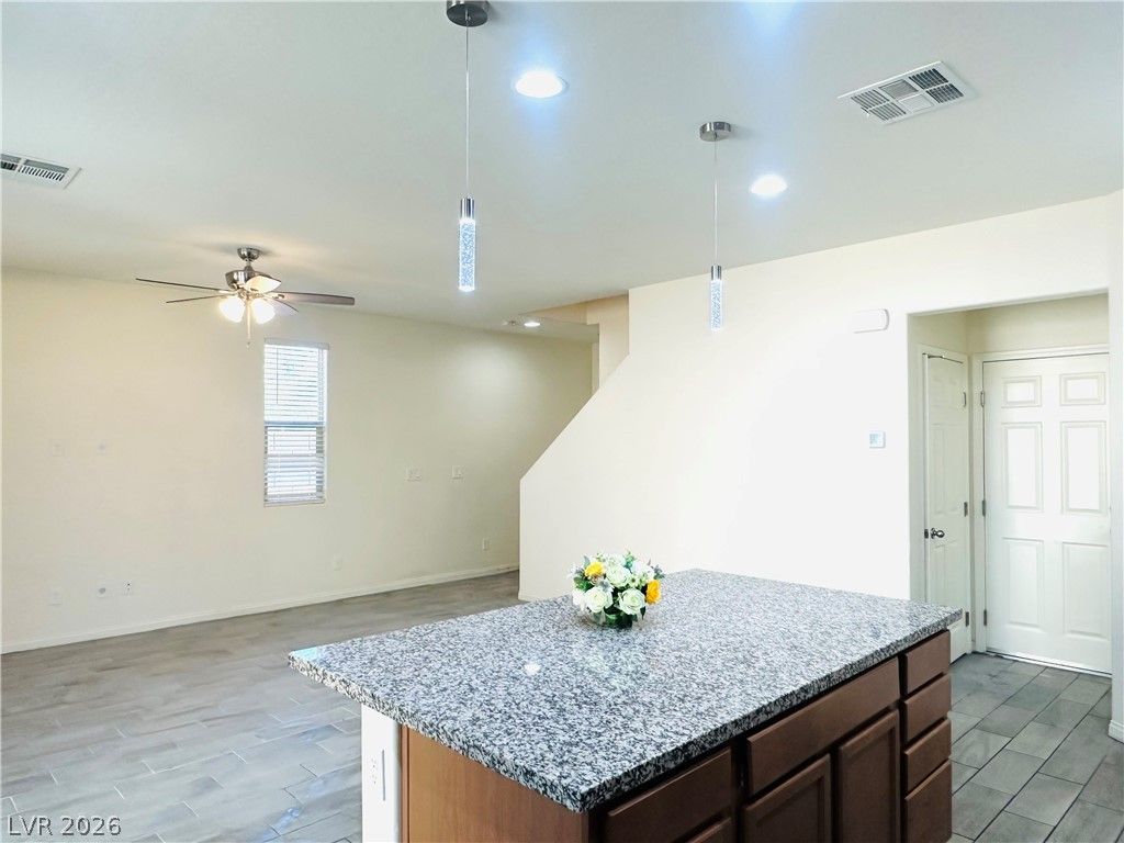 Image 13 of property listing at 12525 Skylight View Street, Las Vegas, NV 89138