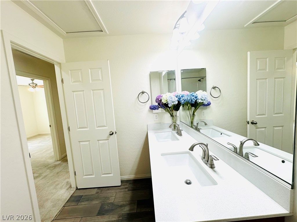 Image 31 of property listing at 12525 Skylight View Street, Las Vegas, NV 89138