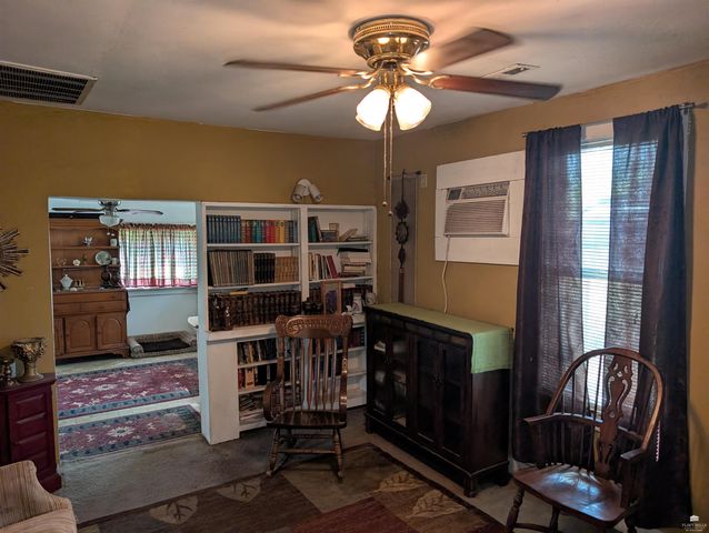 318 12th Street, Ogden, KS 66517