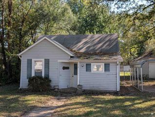 318 12th Street, Ogden, KS 66517