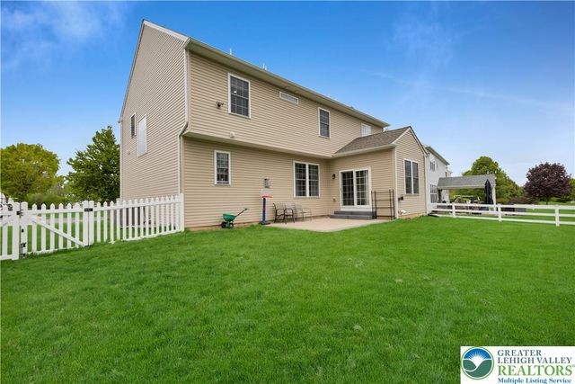 8595 Pathfinder Road, Upper Macungie Twp, PA 18031