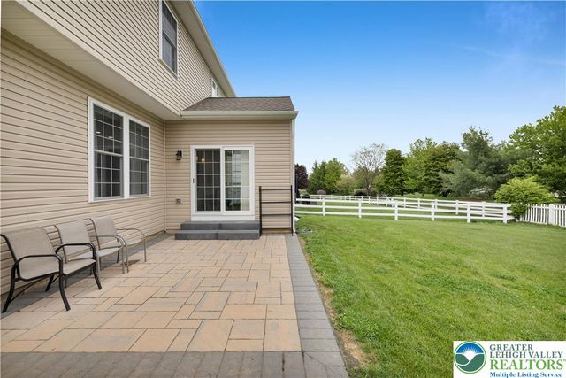 8595 Pathfinder Road, Upper Macungie Twp, PA 18031