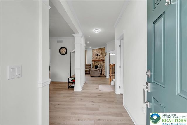 8595 Pathfinder Road, Upper Macungie Twp, PA 18031