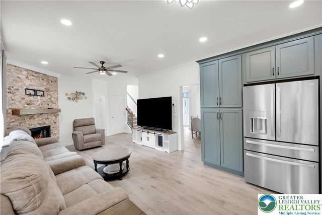 8595 Pathfinder Road, Upper Macungie Twp, PA 18031