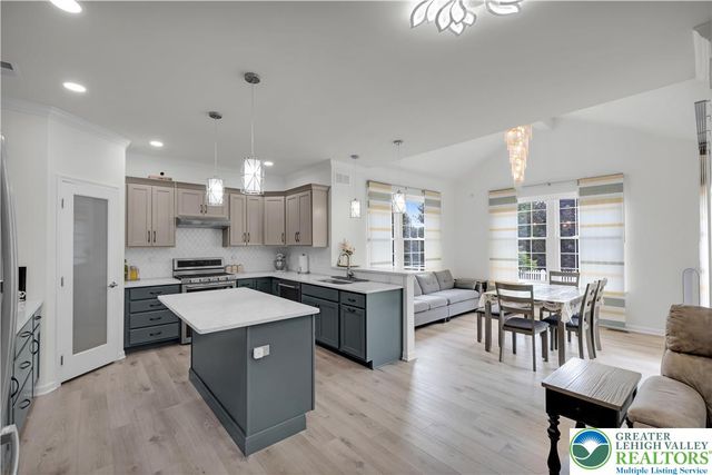 8595 Pathfinder Road, Upper Macungie Twp, PA 18031