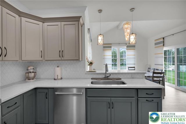8595 Pathfinder Road, Upper Macungie Twp, PA 18031