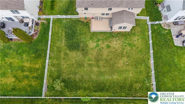 8595 Pathfinder Road, Upper Macungie Twp, PA 18031