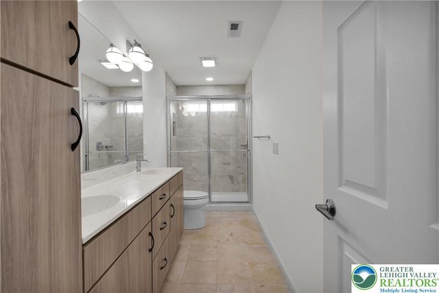 8595 Pathfinder Road, Upper Macungie Twp, PA 18031