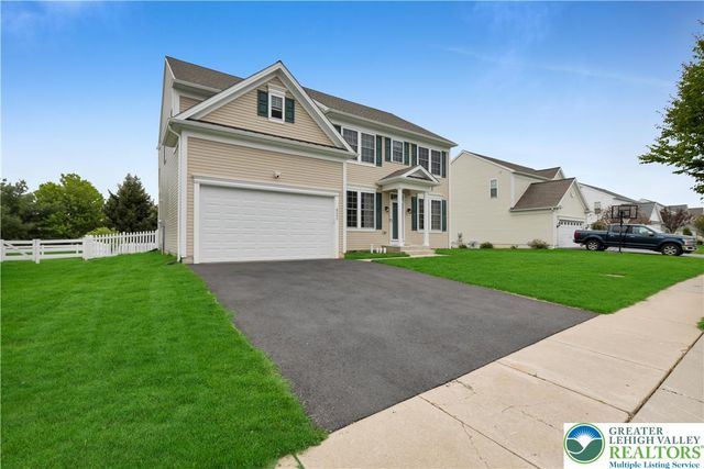 8595 Pathfinder Road, Upper Macungie Twp, PA 18031