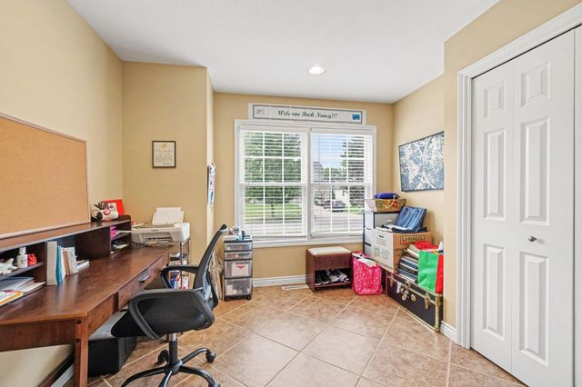 7875 Reindeer Street, Portage City, MI 49002