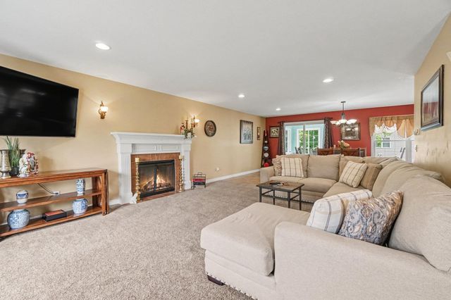 7875 Reindeer Street, Portage City, MI 49002