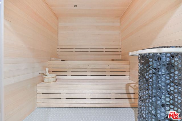 1072 Amalfi Drive, Pacific Palisades, CA 90272