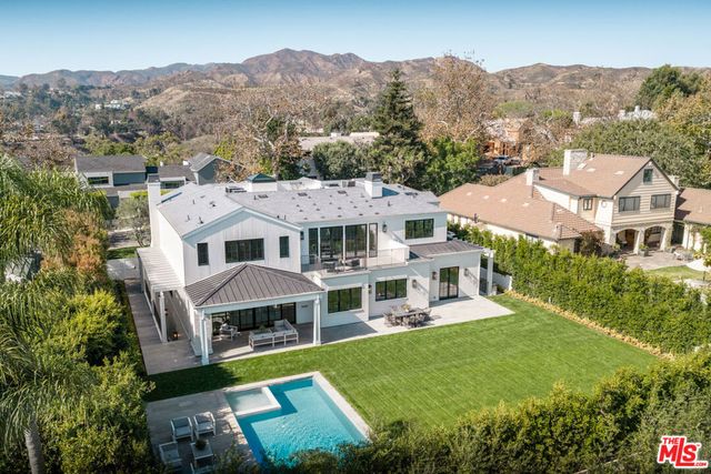 1072 Amalfi Drive, Pacific Palisades, CA 90272