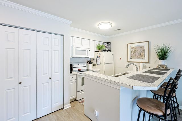 4462 Little River Inn Ln Apt 803, Little River, SC 29566
