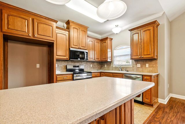 35 Joshua Circle, Conway, AR 72032