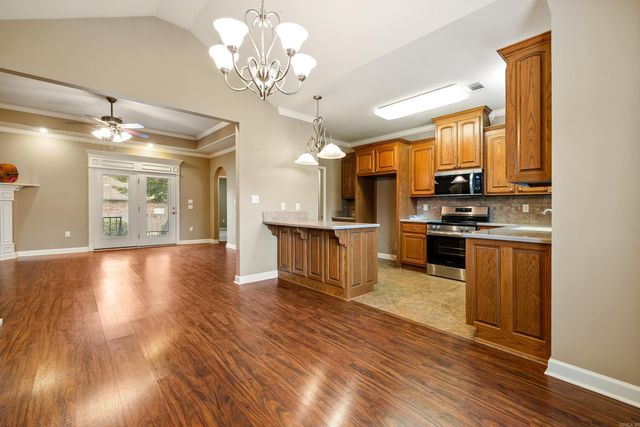 35 Joshua Circle, Conway, AR 72032