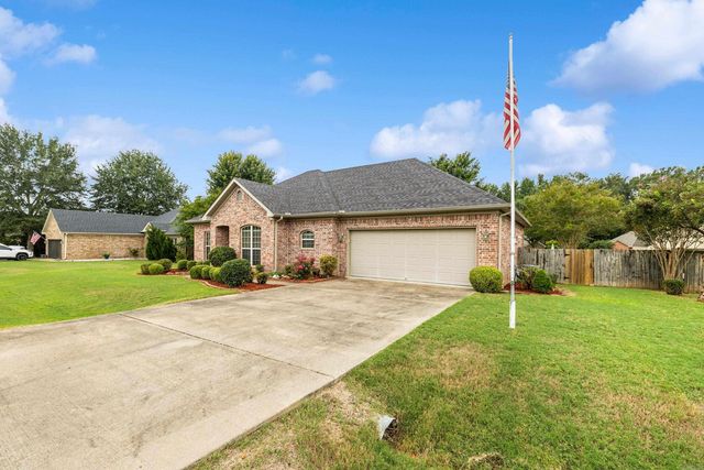 35 Joshua Circle, Conway, AR 72032