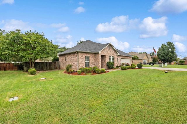 35 Joshua Circle, Conway, AR 72032