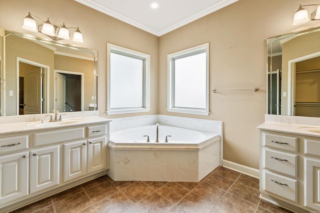 35 Joshua Circle, Conway, AR 72032