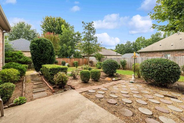 35 Joshua Circle, Conway, AR 72032