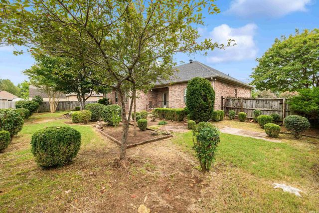 35 Joshua Circle, Conway, AR 72032