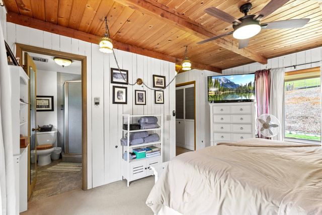 928 N Old Stage Road, Wolf Creek, OR 97497