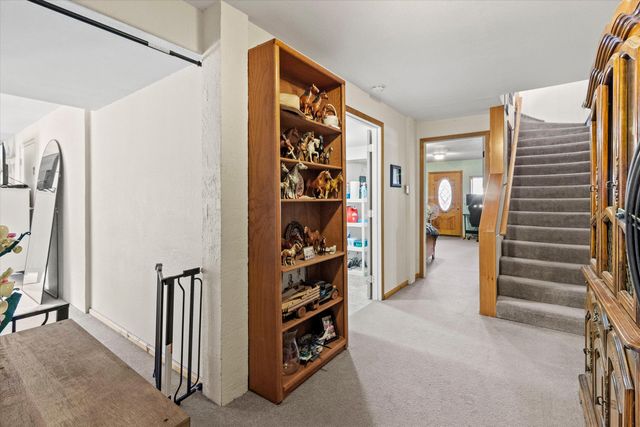 928 N Old Stage Road, Wolf Creek, OR 97497