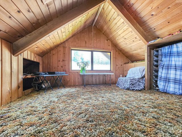 928 N Old Stage Road, Wolf Creek, OR 97497