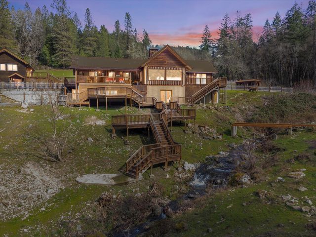 928 N Old Stage Road, Wolf Creek, OR 97497