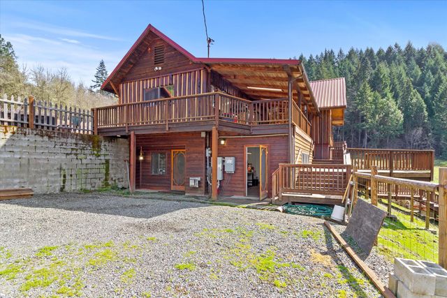 928 N Old Stage Road, Wolf Creek, OR 97497