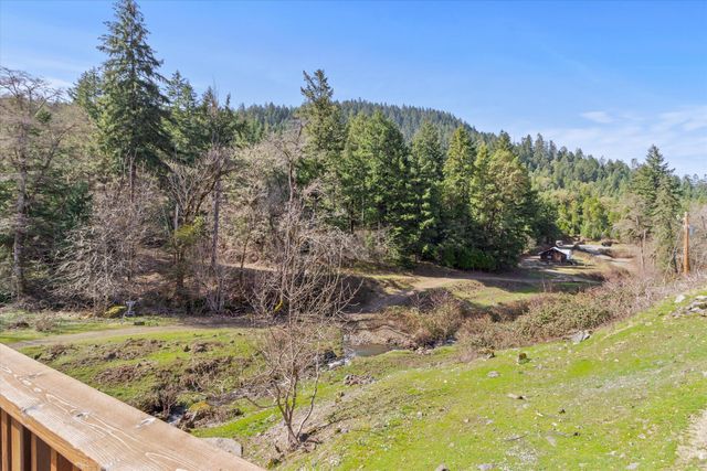 928 N Old Stage Road, Wolf Creek, OR 97497