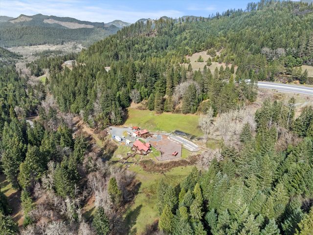 928 N Old Stage Road, Wolf Creek, OR 97497
