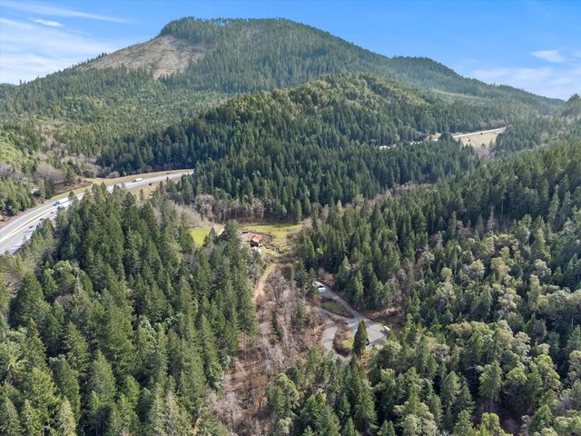 928 N Old Stage Road, Wolf Creek, OR 97497