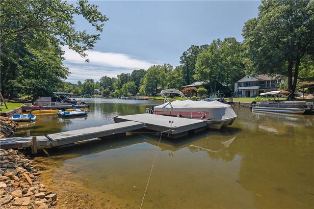 134 Broadwater Court, Waleska, GA 30183