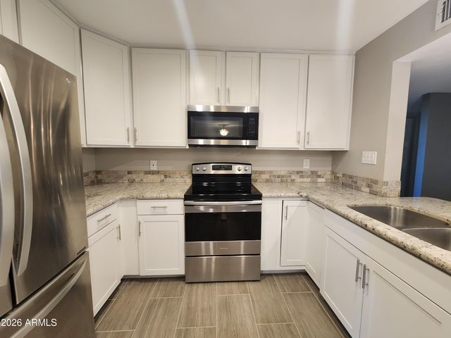 1116 E REDFIELD Road, Tempe, AZ 85283