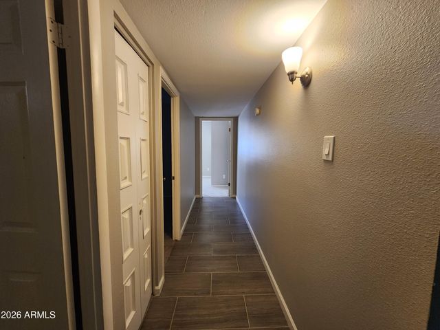1116 E REDFIELD Road, Tempe, AZ 85283