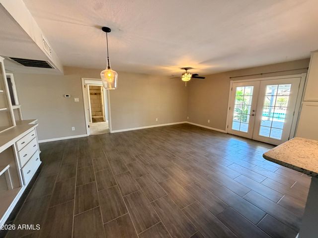 1116 E REDFIELD Road, Tempe, AZ 85283