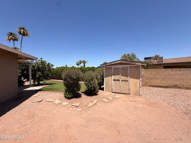 1116 E REDFIELD Road, Tempe, AZ 85283