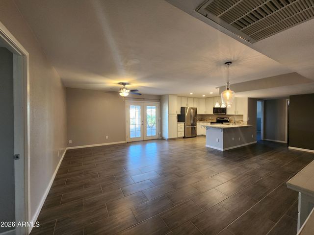 1116 E REDFIELD Road, Tempe, AZ 85283