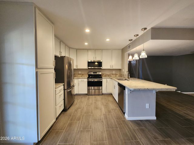 1116 E REDFIELD Road, Tempe, AZ 85283