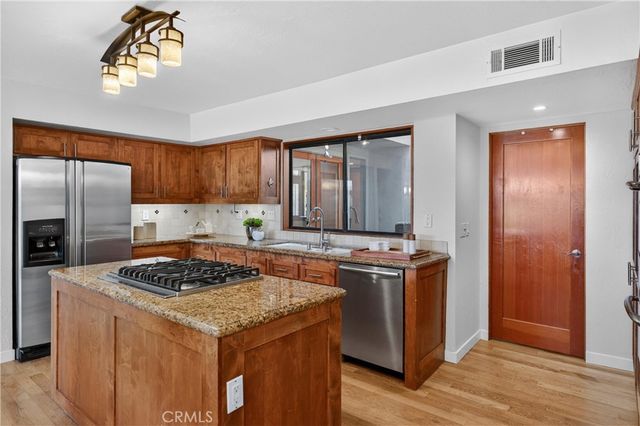 4 Woodhaven, Laguna Niguel, CA 92677