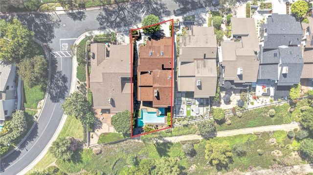 4 Woodhaven, Laguna Niguel, CA 92677