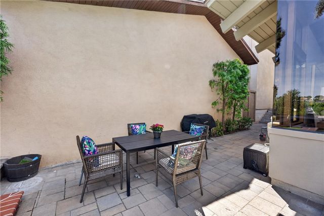 4 Woodhaven, Laguna Niguel, CA 92677