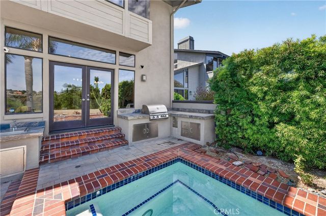 4 Woodhaven, Laguna Niguel, CA 92677