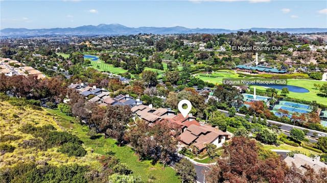 4 Woodhaven, Laguna Niguel, CA 92677
