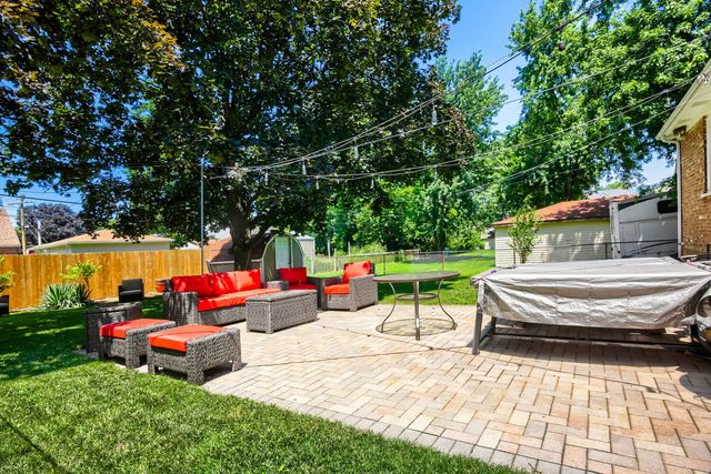 10636 Mason Avenue, Chicago Ridge, IL 60415