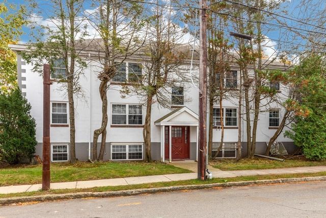 4 Menotomy 9, Arlington, MA 02476