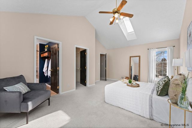 912 OAKHURST DR, Cheyenne, WY 82009